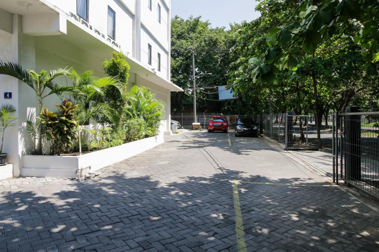 Airy Rungkut Medokan Ayu Dua Blok S 1 2* Surabaya